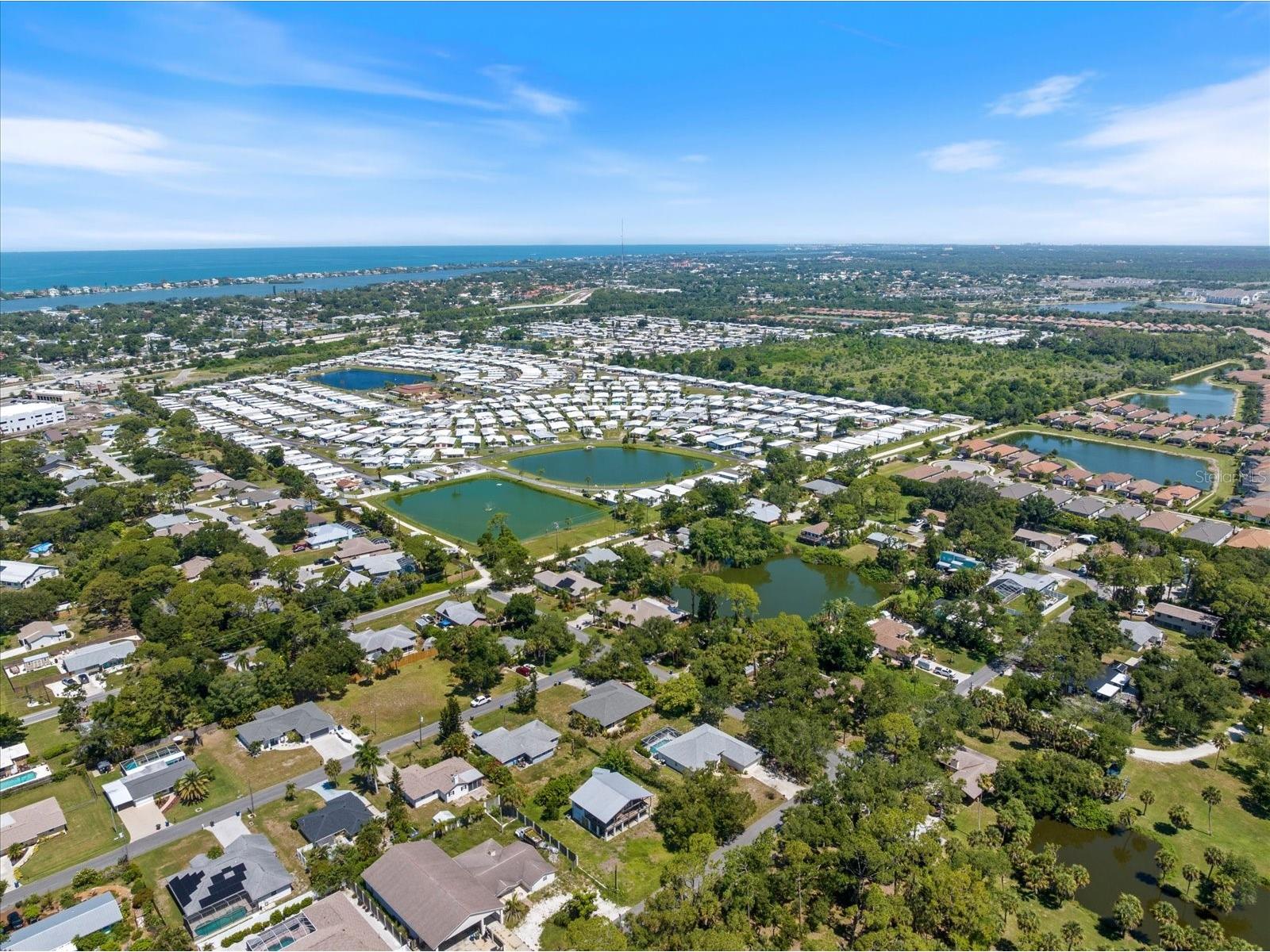 1236 Gayle Ave Nokomis FL 34275 A4698037 image8