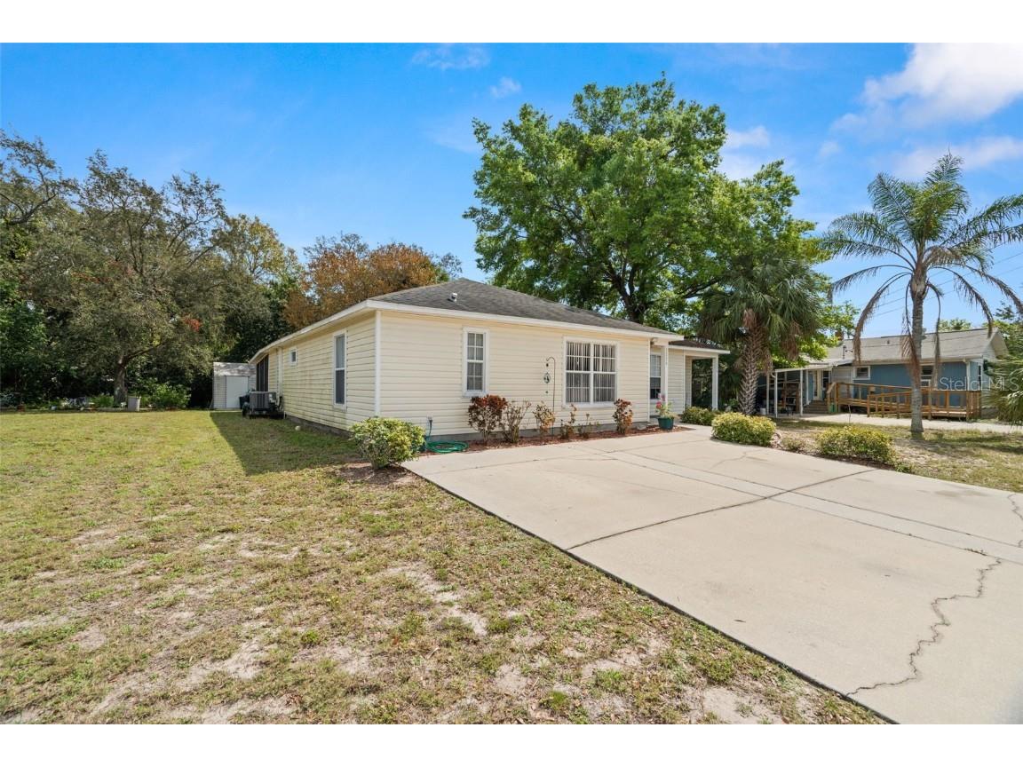 1236 Grove Avenue Tarpon Springs FL 34689 U8234133 image1