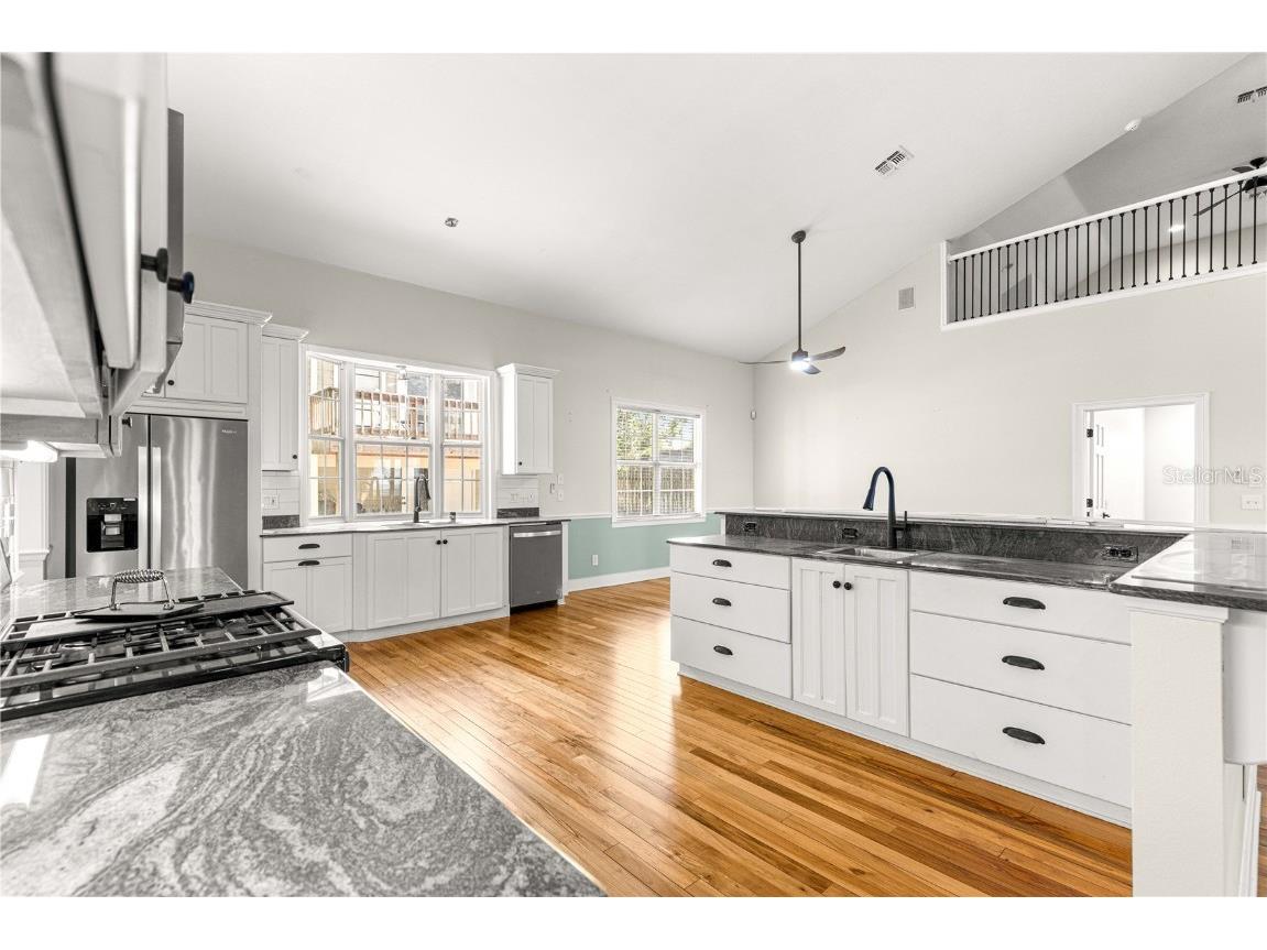 12360 E Highway 25 Ocklawaha FL 32179 - LAKE WEIR OM705819 image19