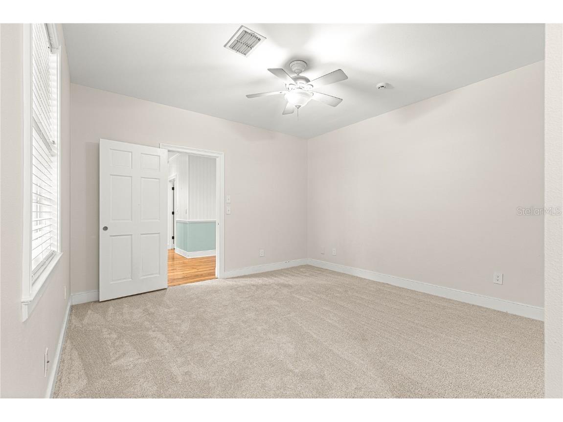 12360 E Highway 25 Ocklawaha FL 32179 - LAKE WEIR OM705819 image38