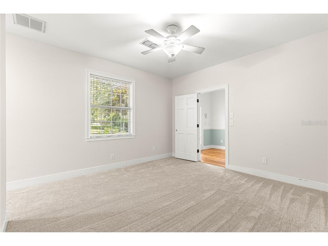 12360 E Highway 25 Ocklawaha FL 32179 - LAKE WEIR OM705819 image39