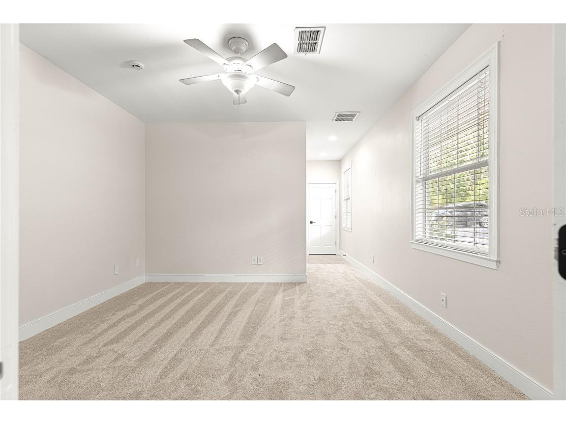 12360 E Highway 25 Ocklawaha FL 32179 - LAKE WEIR OM705819 image40