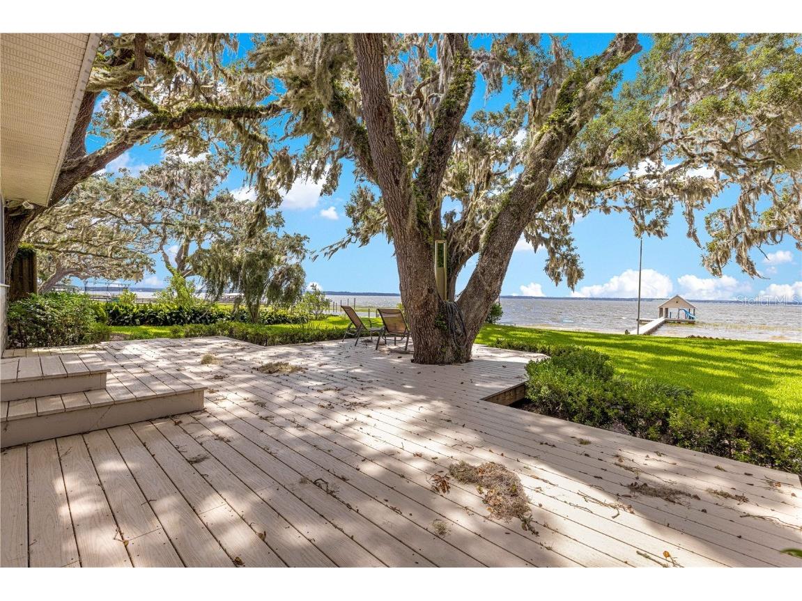 12360 E Highway 25 Ocklawaha FL 32179 - LAKE WEIR OM705819 image57