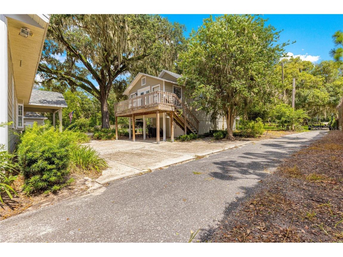 12360 E Highway 25 Ocklawaha FL 32179 - LAKE WEIR OM705819 image67