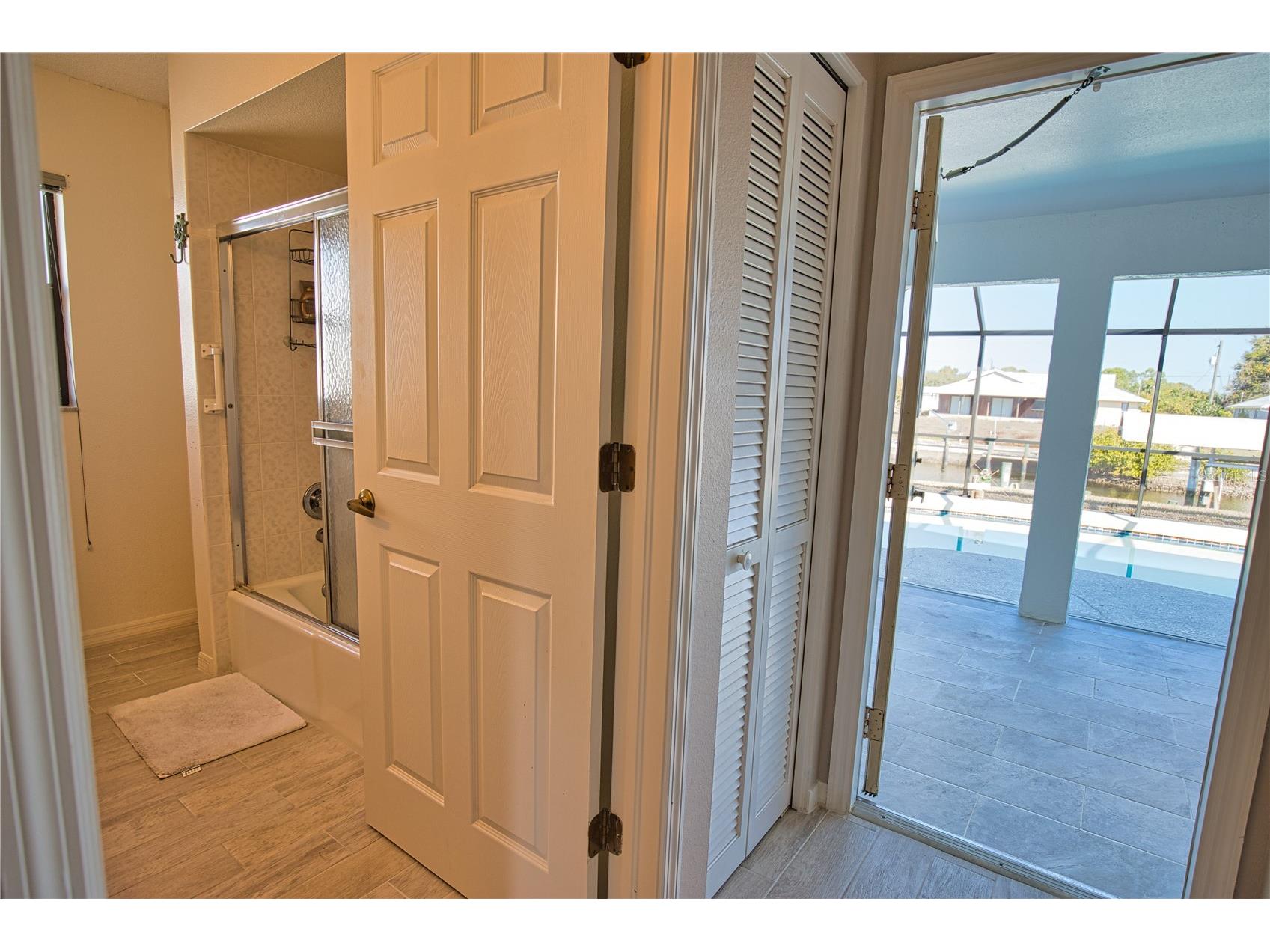 12362 Kneeland Terrace Port Charlotte FL 33981 - BACCHUS WATERWAY D6146169 image23