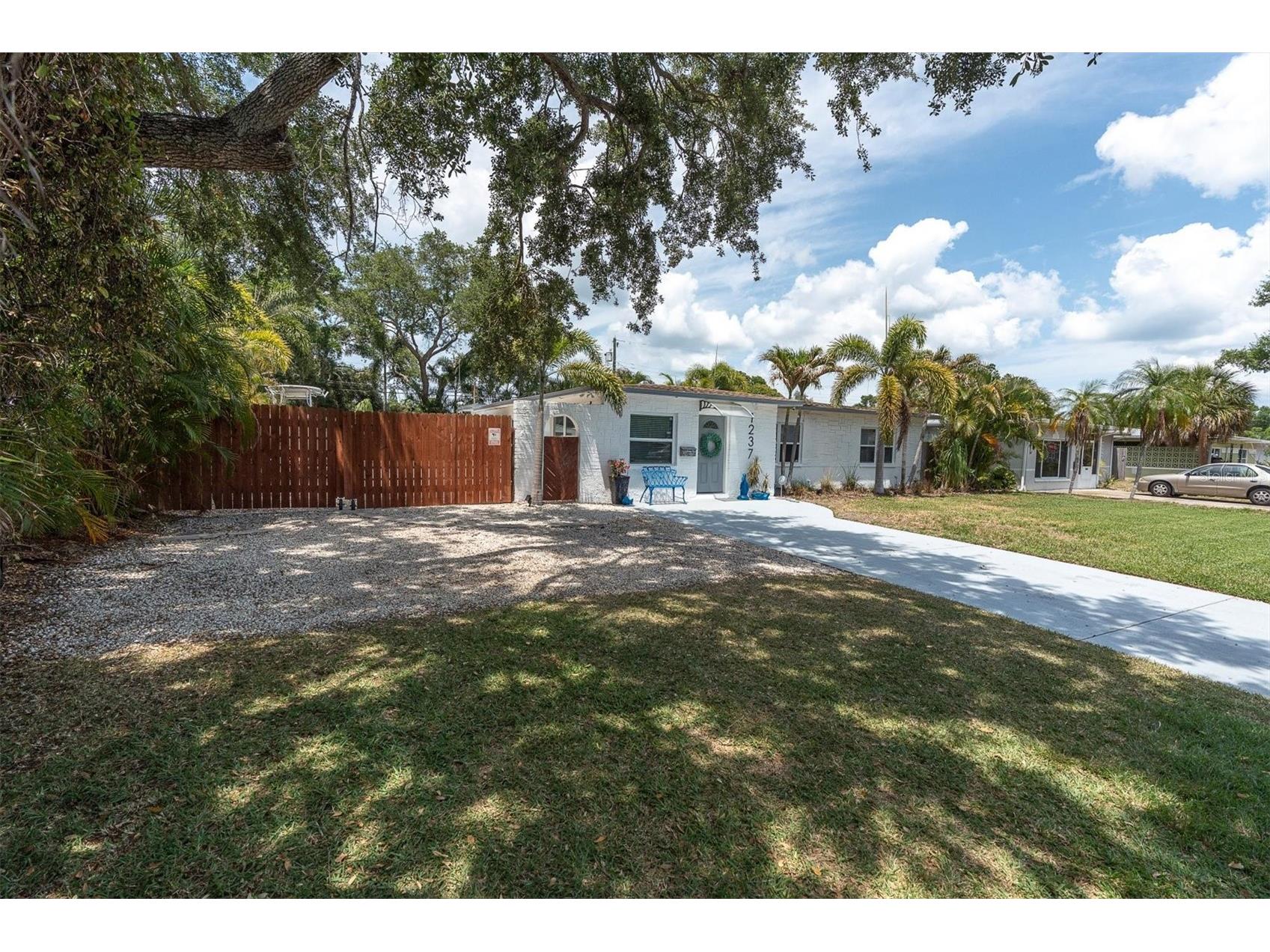 1237 57th Avenue N Saint Petersburg FL 33703 TB8508620 image37