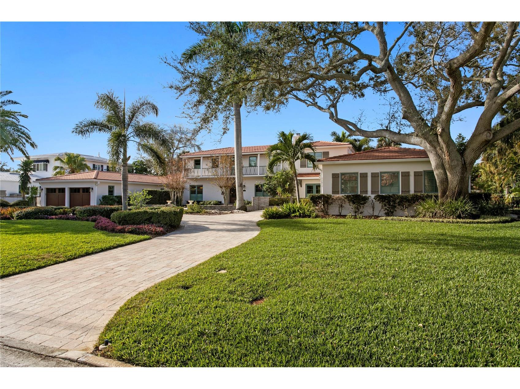 1237 Brightwaters Boulevard NE Saint Petersburg FL 33704 - TAMPA BAY TB8474777 image1