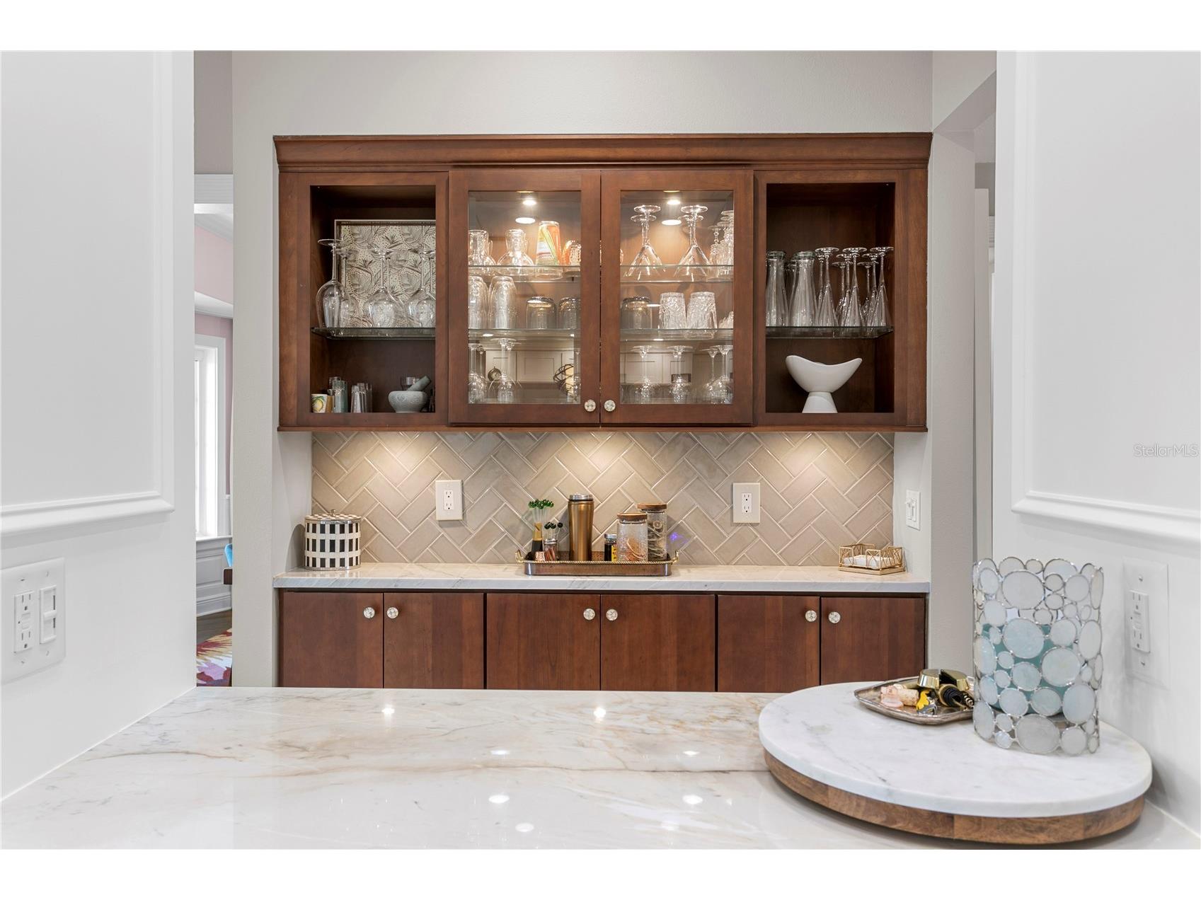 1237 Brightwaters Boulevard NE Saint Petersburg FL 33704 - TAMPA BAY TB8474777 image22