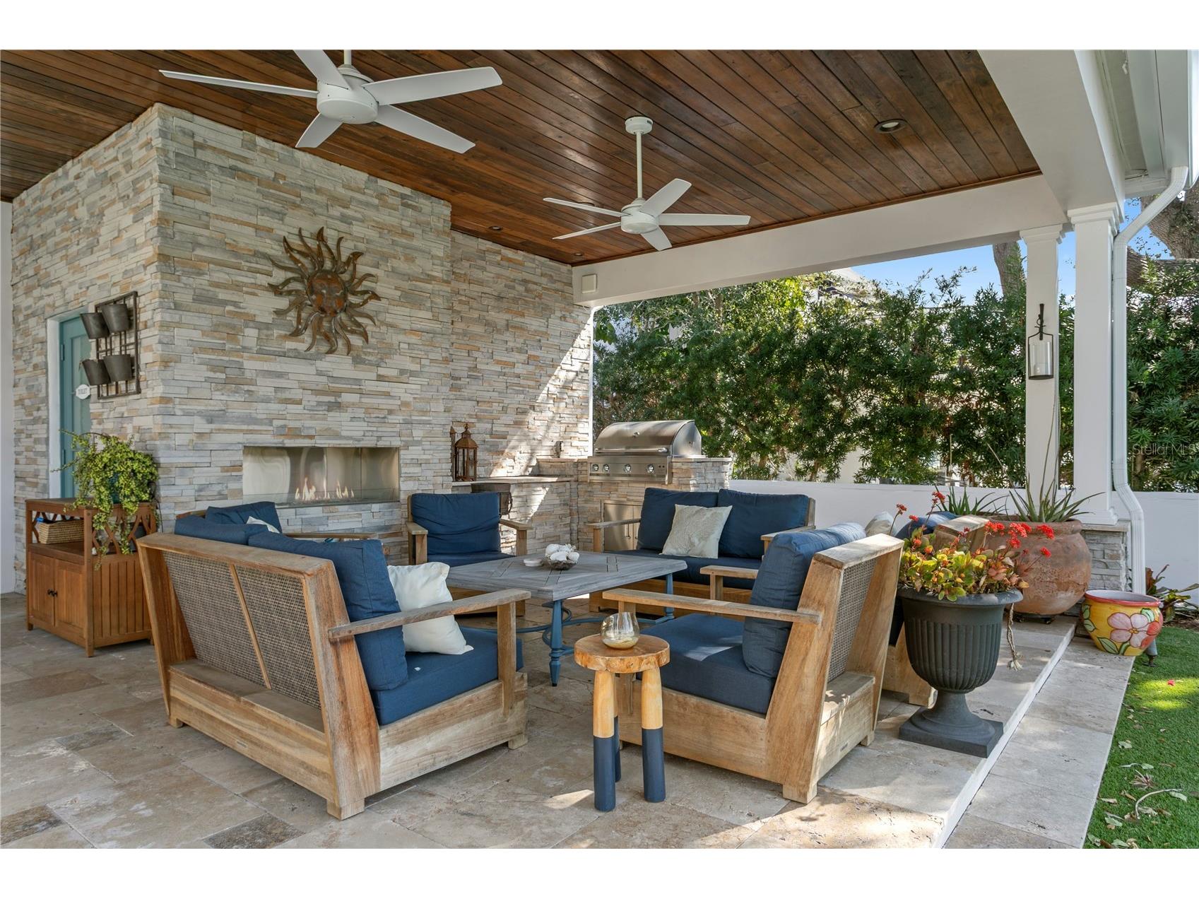 1237 Brightwaters Boulevard NE Saint Petersburg FL 33704 - TAMPA BAY TB8474777 image4