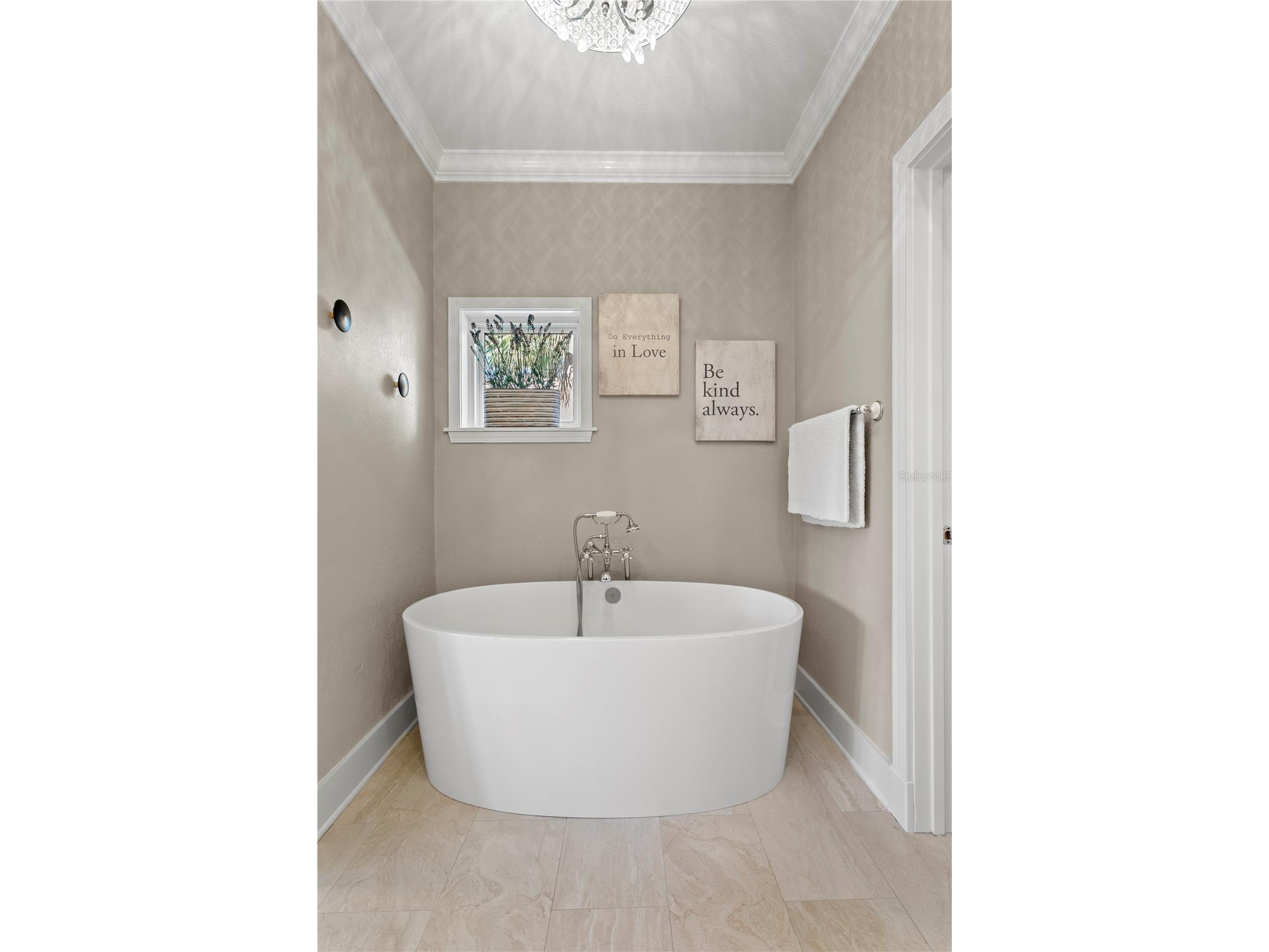 1237 Brightwaters Boulevard NE Saint Petersburg FL 33704 - TAMPA BAY TB8474777 image47