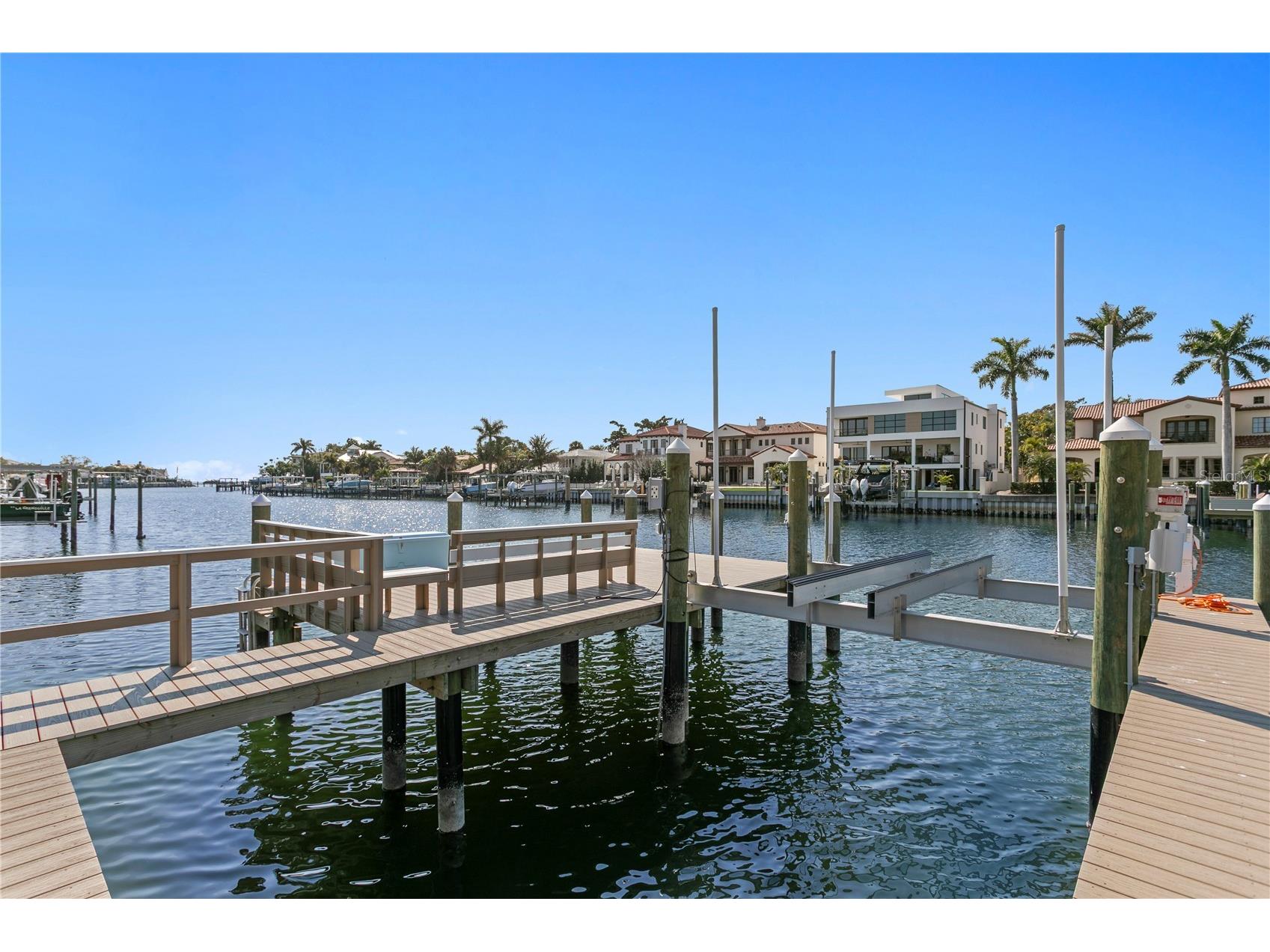 1237 Brightwaters Boulevard NE Saint Petersburg FL 33704 - TAMPA BAY TB8474777 image6