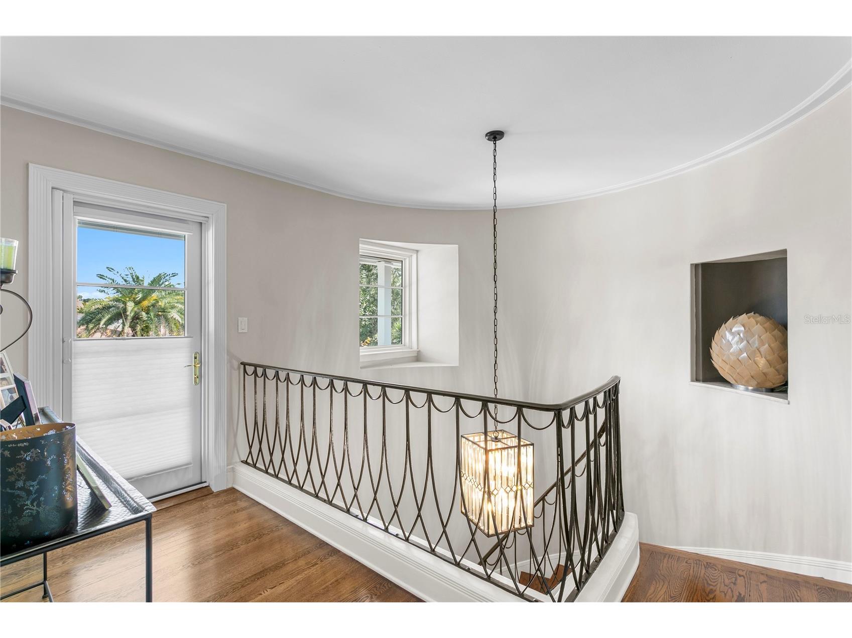 1237 Brightwaters Boulevard NE Saint Petersburg FL 33704 - TAMPA BAY TB8474777 image64