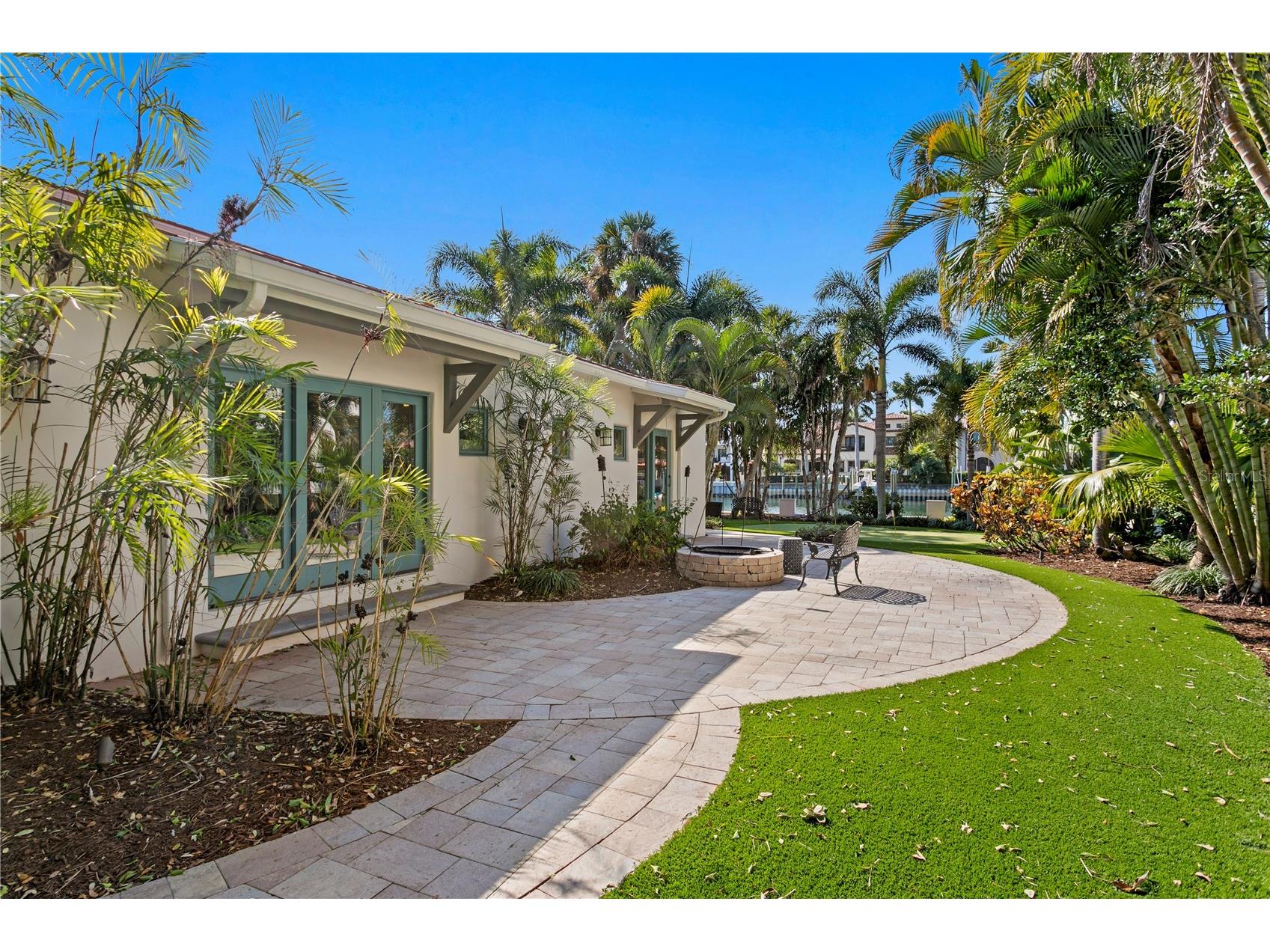 1237 Brightwaters Boulevard NE Saint Petersburg FL 33704 - TAMPA BAY TB8474777 image69