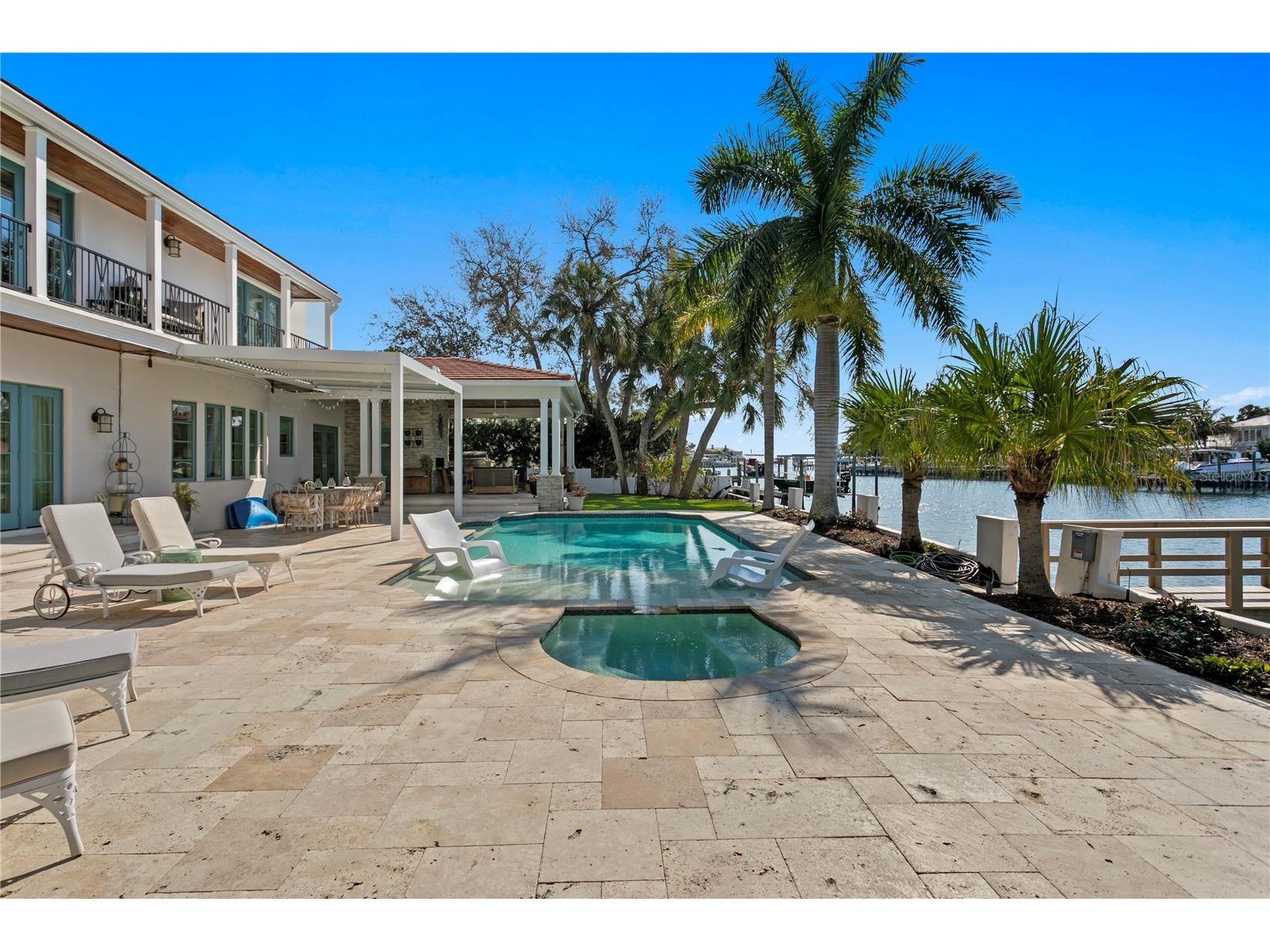 1237 Brightwaters Boulevard NE Saint Petersburg FL 33704 - TAMPA BAY TB8474777 image9