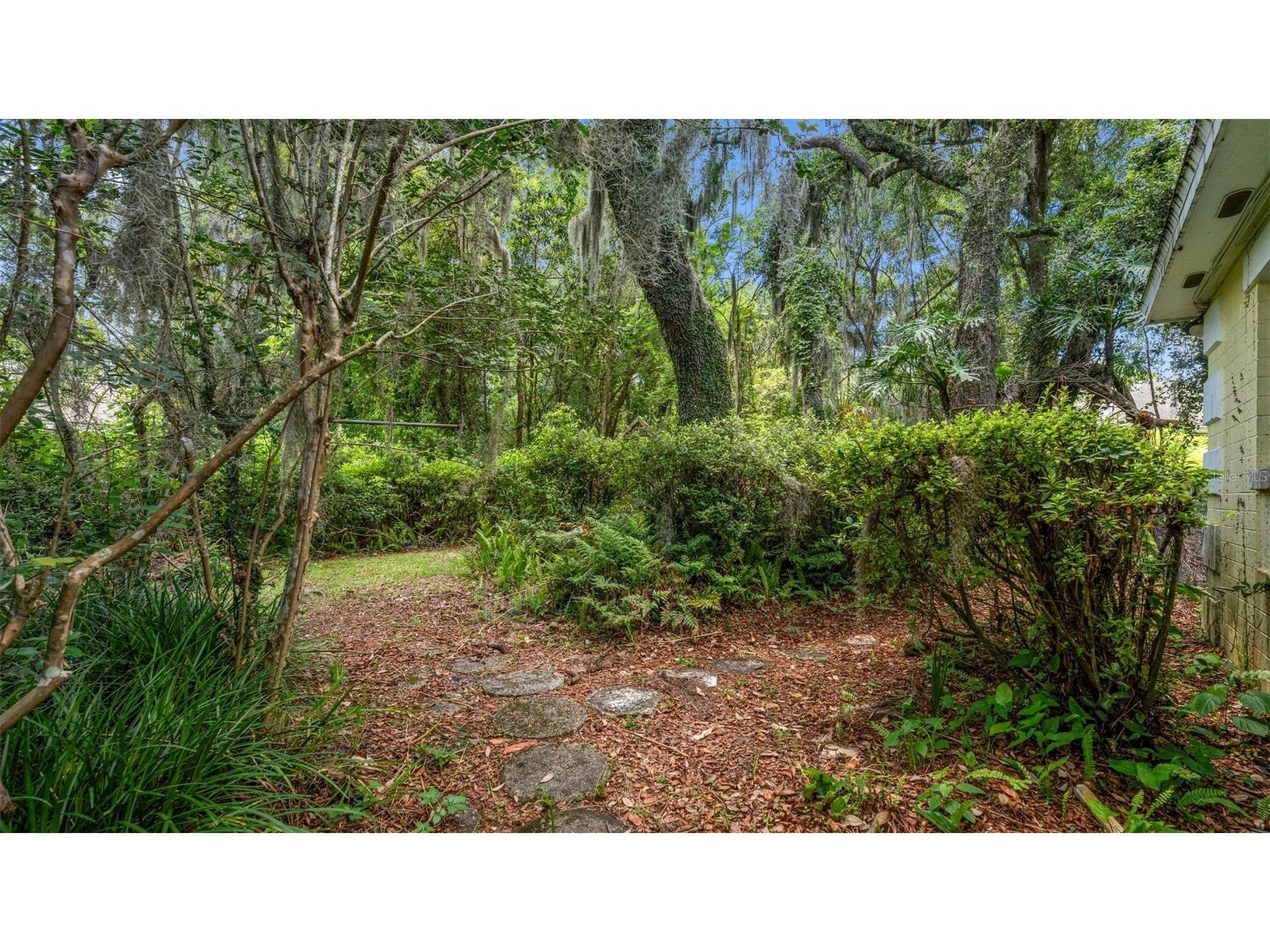 1237 Cardinal Lane Deland FL 32720 GC541834 image68