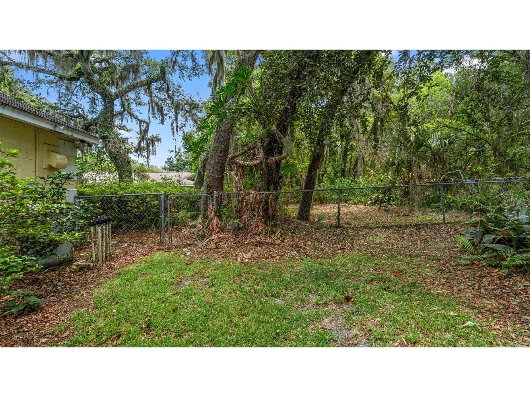 1237 Cardinal Lane Deland FL 32720 GC541834 image74