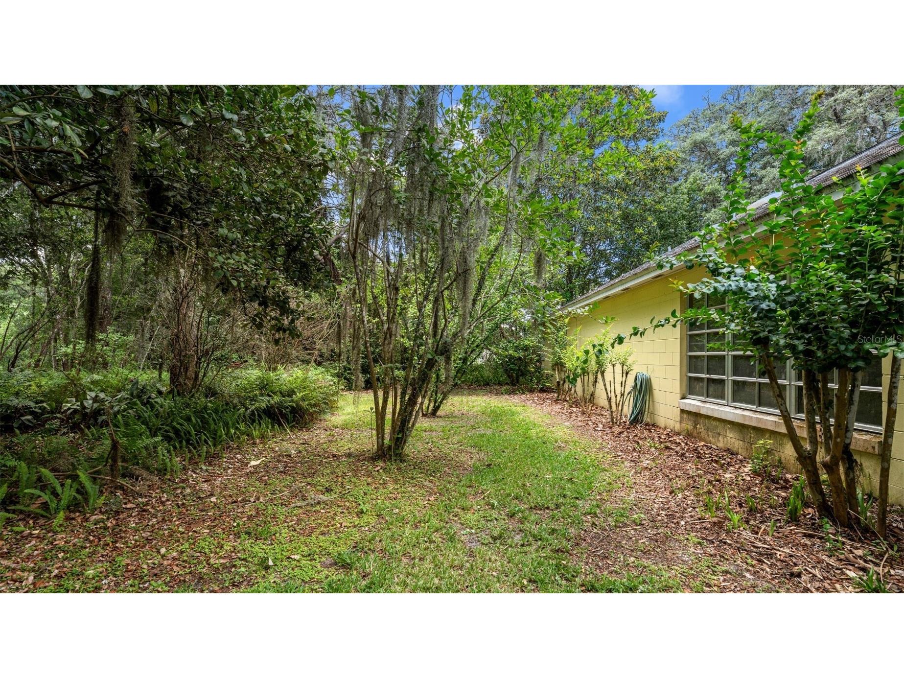 1237 Cardinal Lane Deland FL 32720 GC541834 image75