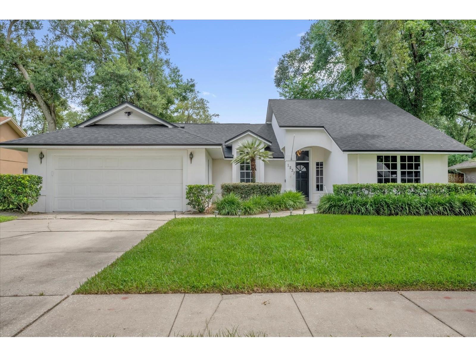 1237 Erik Court Altamonte Springs FL 32714 O6381737 image1