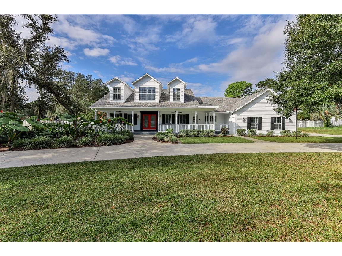 1237 Huntington Avenue Spring Hill FL 34609 W7850371 image1