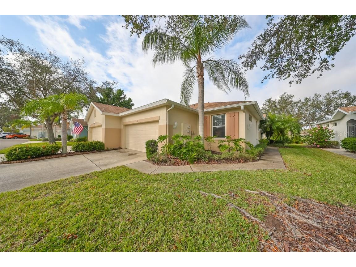 1237 Huntington Greens Drive Sun City Center FL 33573 TB8334260 image1