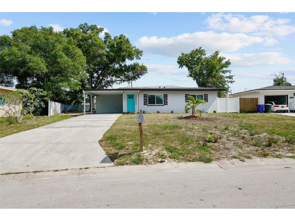 1237 Little John Lane Dunedin FL 34698 T3525674 image1