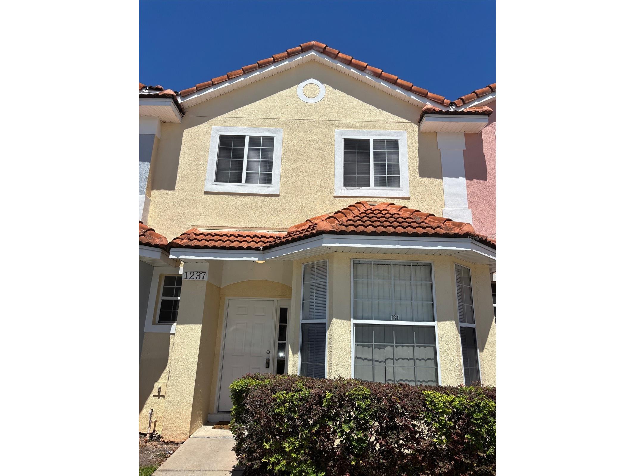 1237 S Beach Circle Kissimmee FL 34746 O6401441 image1