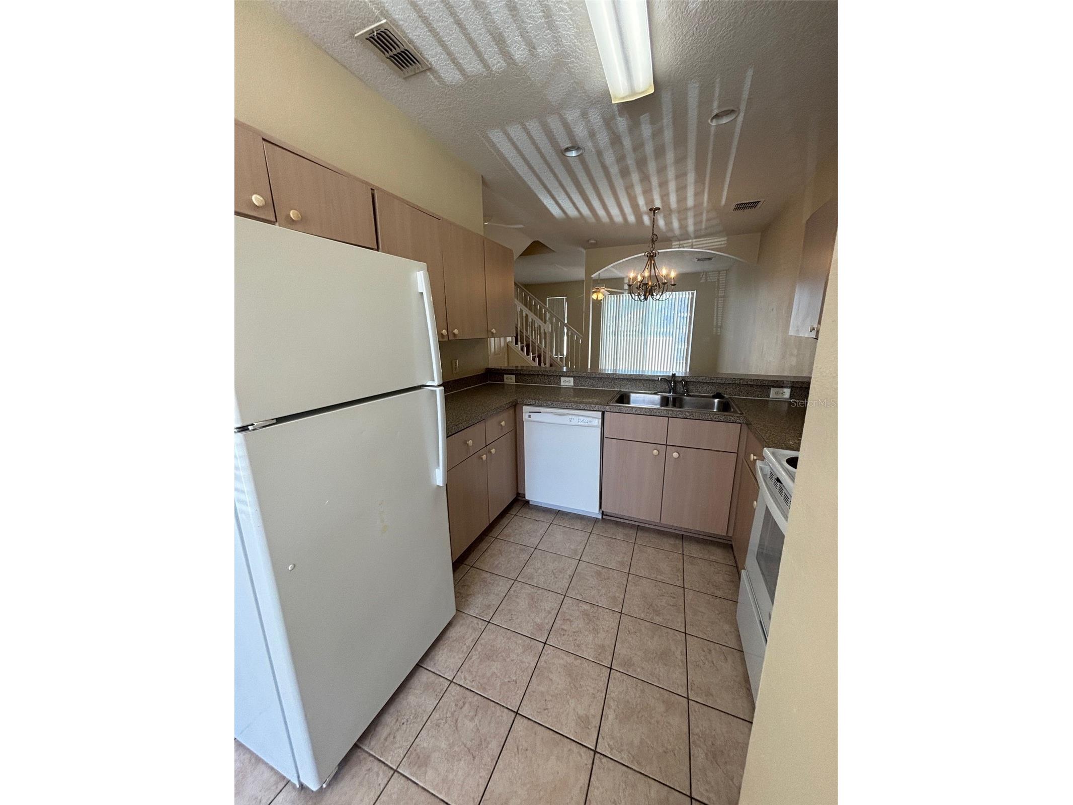 1237 S Beach Circle Kissimmee FL 34746 O6401441 image3