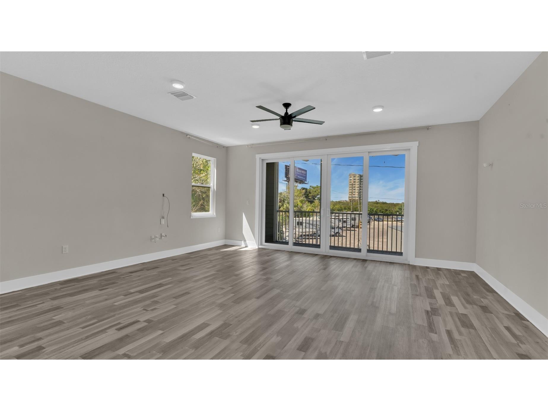 1237 Savona Drive NE Saint Petersburg FL 33702 TB8486823 image10