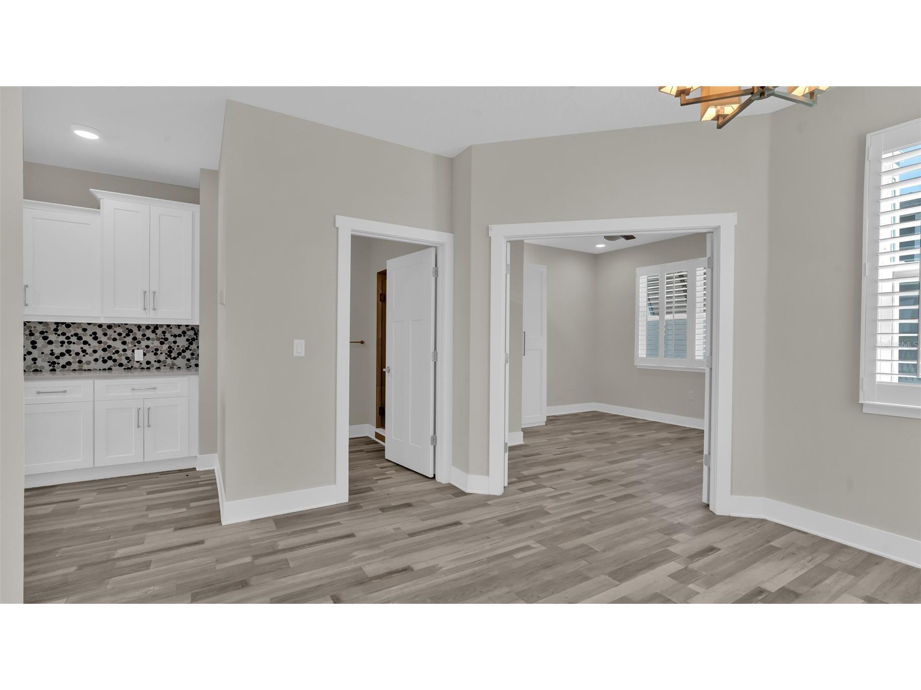 1237 Savona Drive NE Saint Petersburg FL 33702 TB8486823 image11