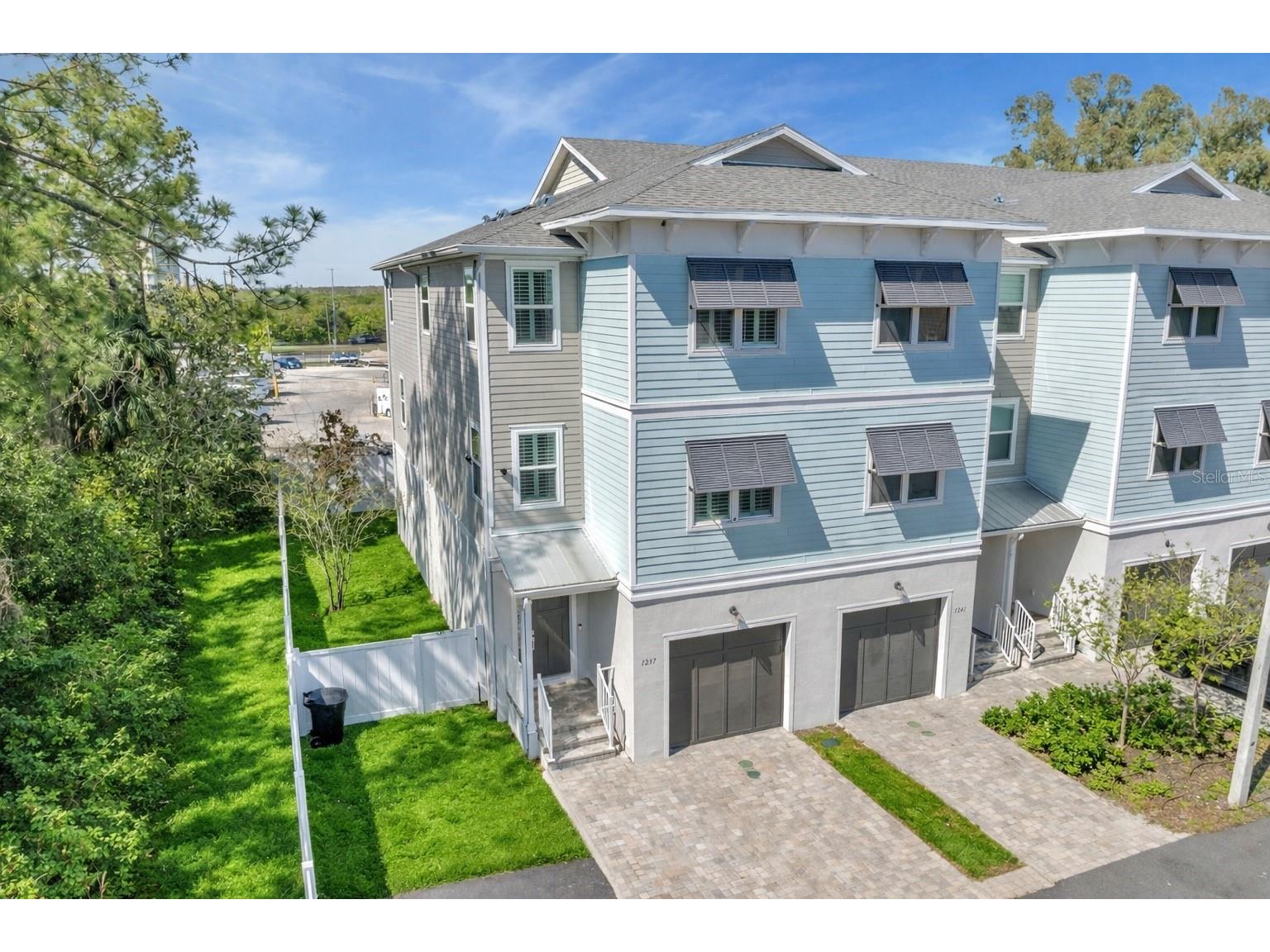 1237 Savona Drive NE Saint Petersburg FL 33702 TB8486823 image2
