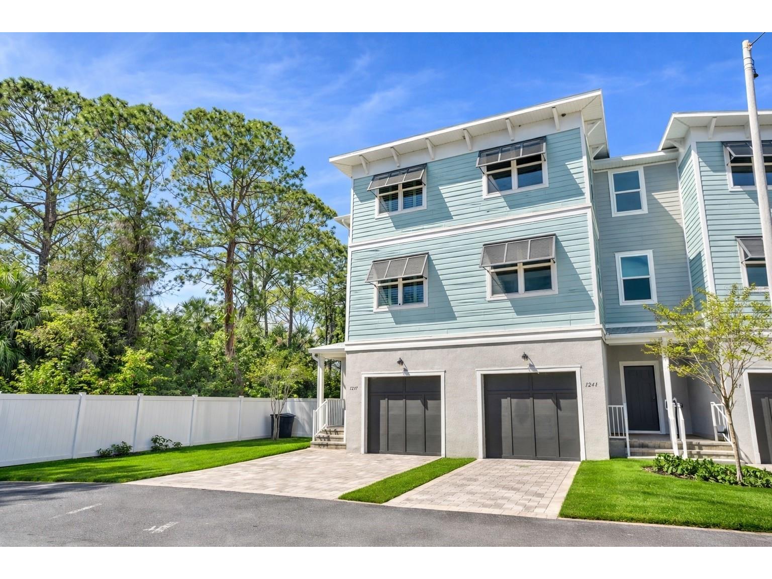 1237 Savona Drive NE Saint Petersburg FL 33702 TB8486823 image37
