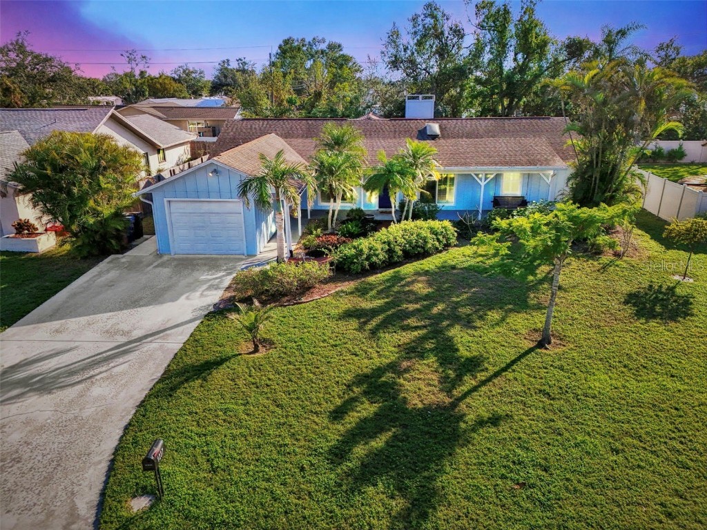 1237 Schooner Lane Venice FL 34285 N6136402 image1