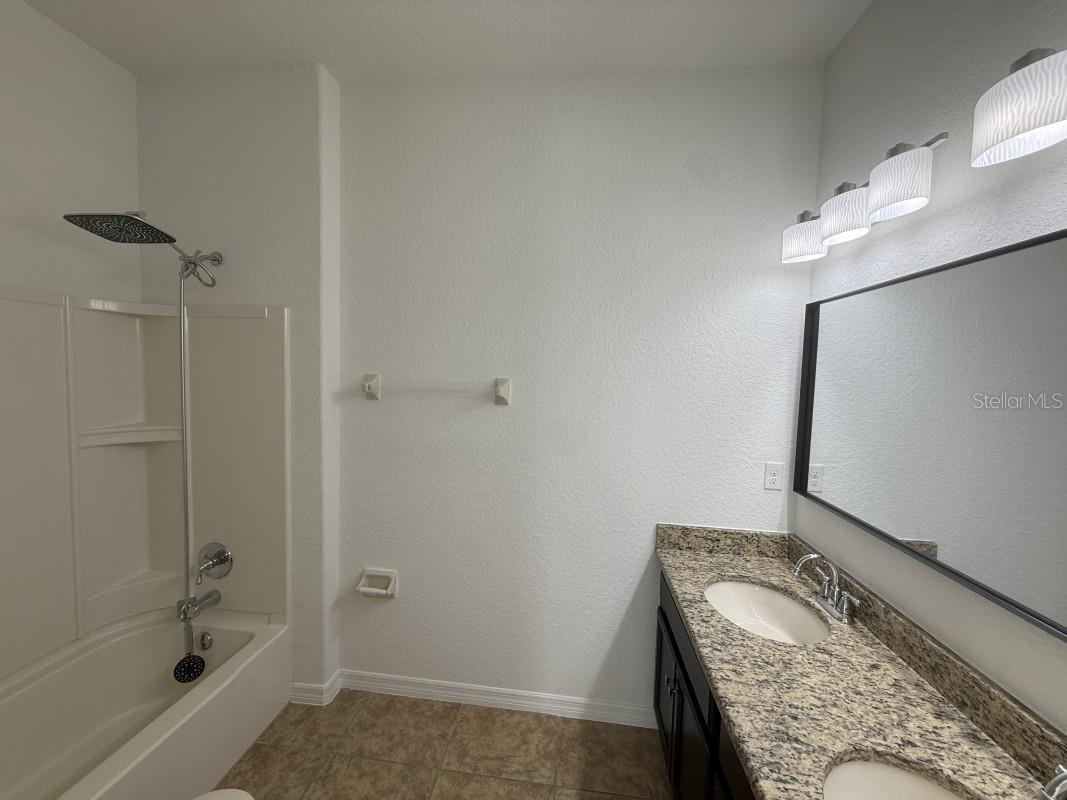 12371 NE 48th Circle Oxford FL 34484 A4680823 image16