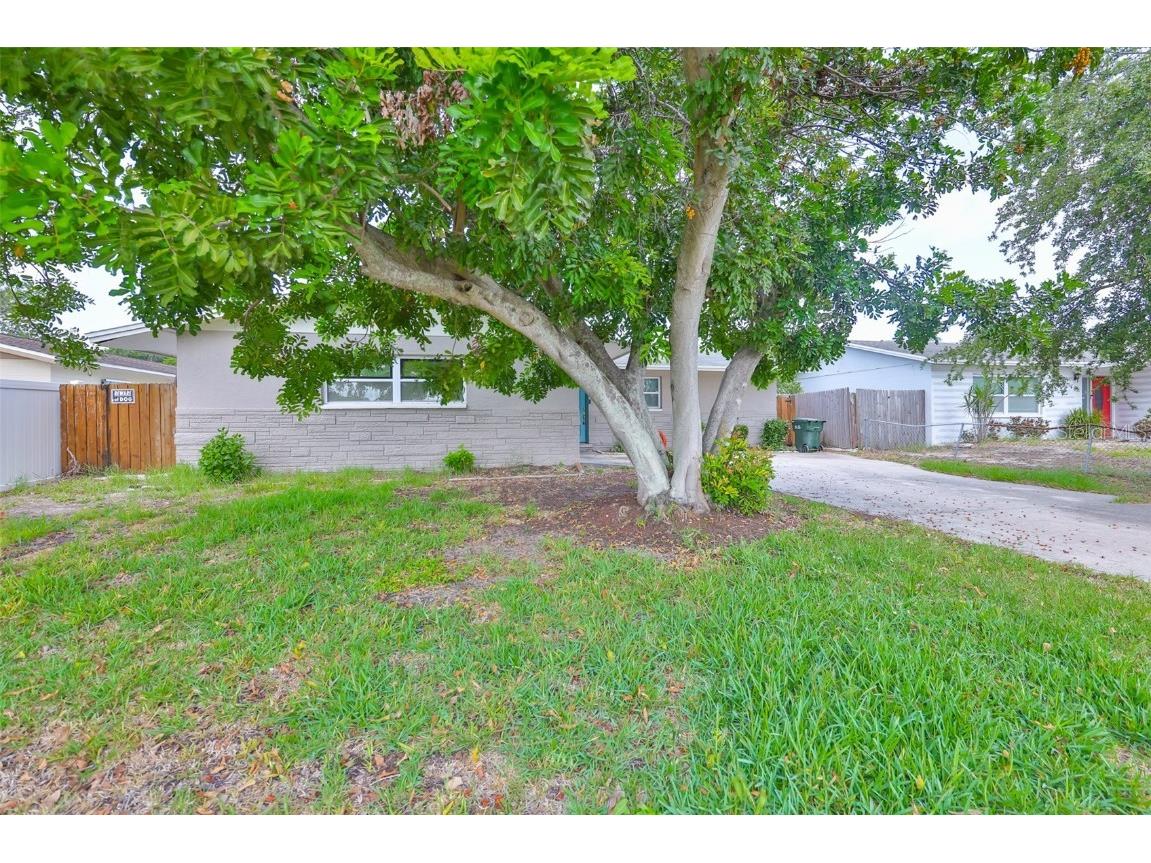 12372 113th St Largo FL 33778 TB8393437 image2