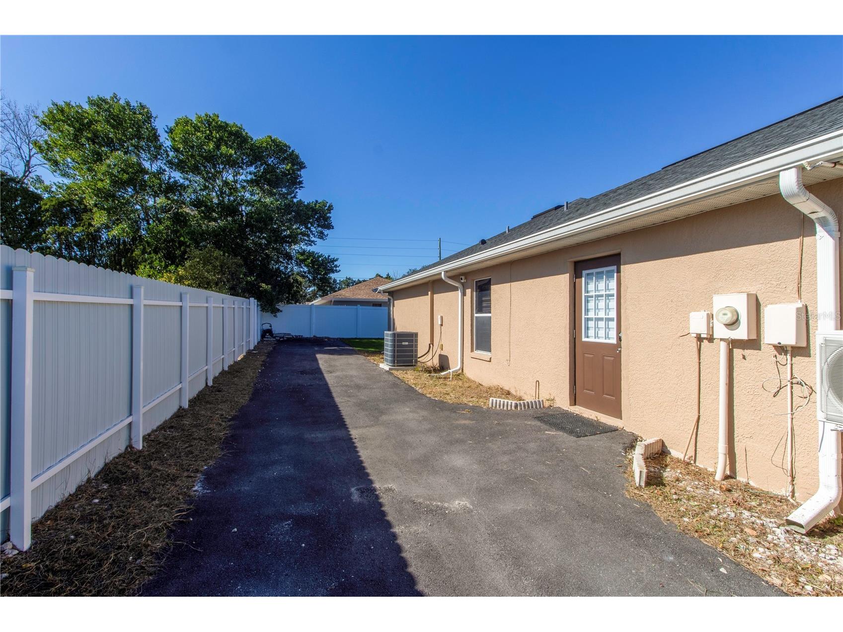 12374 Corrine Spring Hill FL 34609 TB8466929 image5