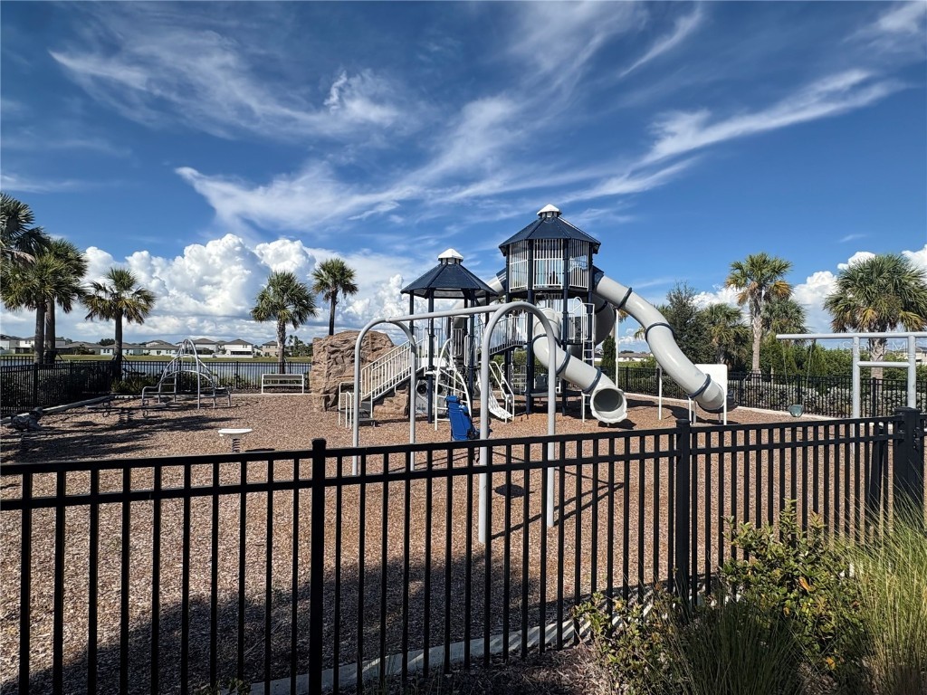 1238 Anchor Bend Drive Ruskin FL 33570 TB8432159 image24