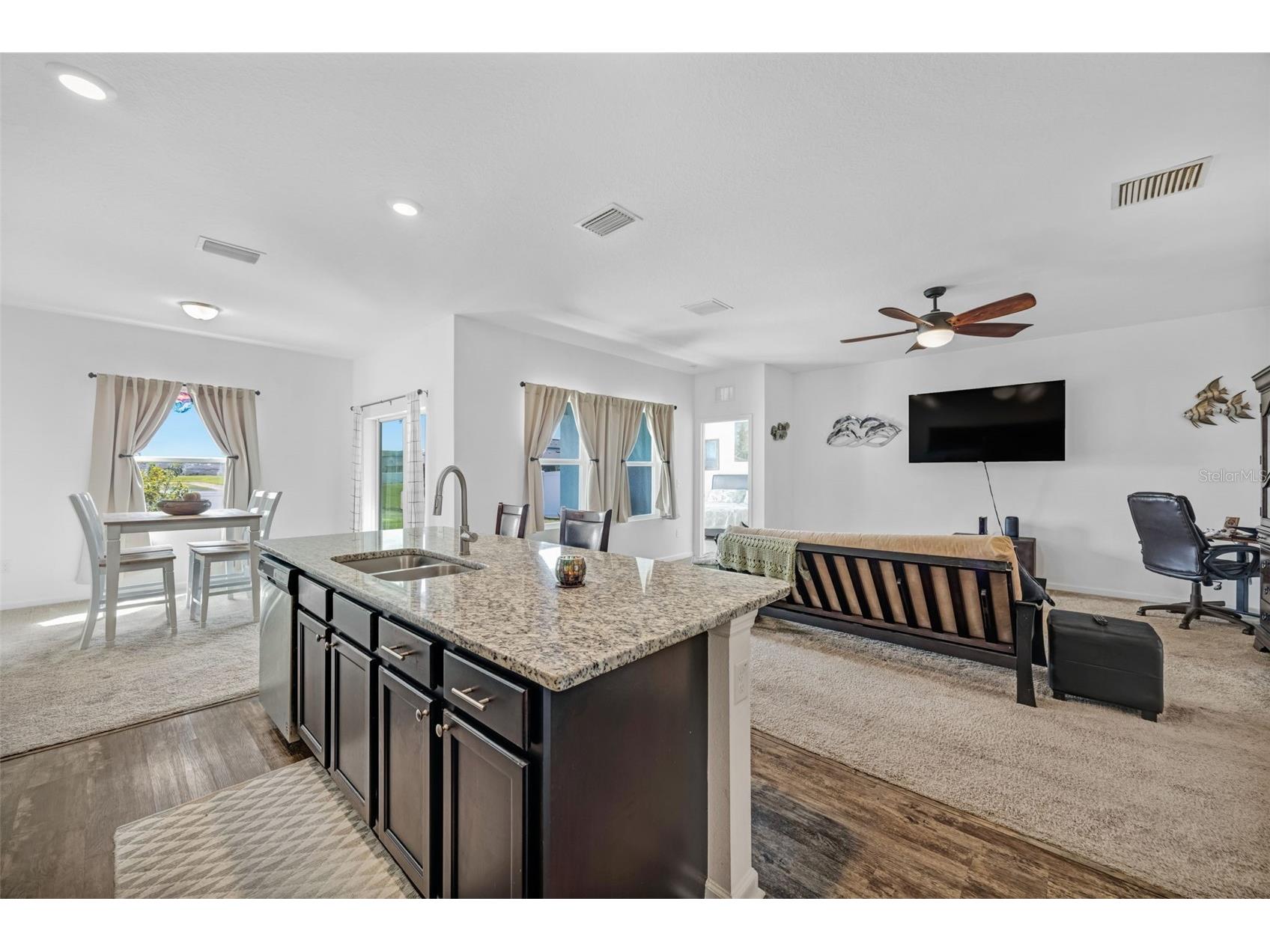 1238 Anchor Bend Drive Ruskin FL 33570 TB8485622 image12