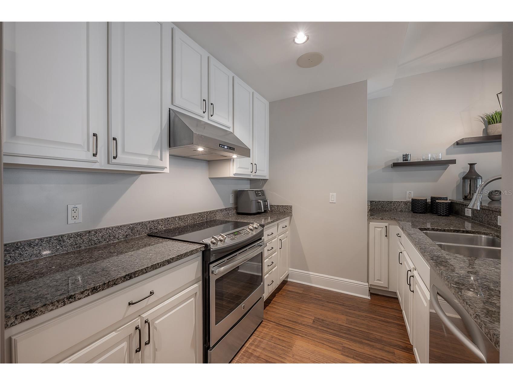 1238 E Kennedy Boulevard #402 Tampa FL 33602 TB8452855 image11