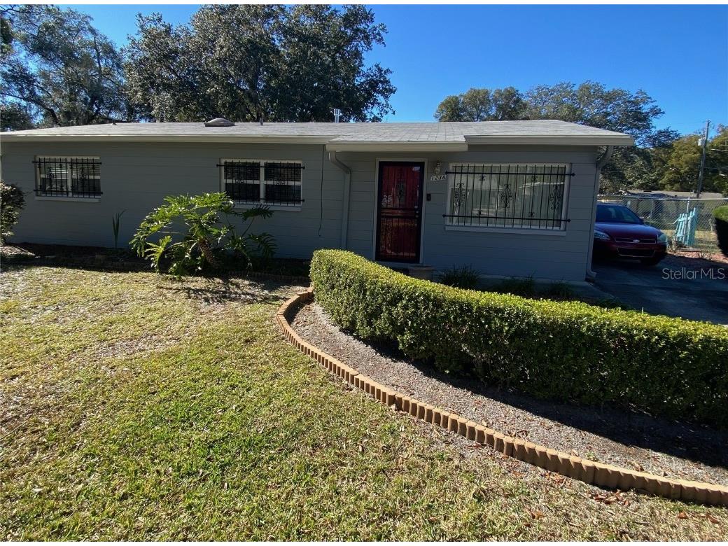 1238 SE 17th Drive Gainesville FL 32641 L4941752 image1