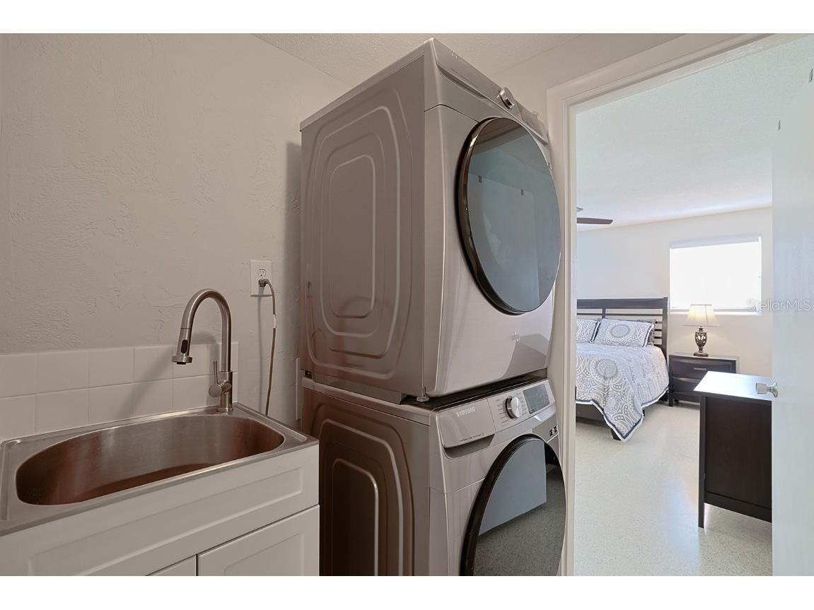 1238 Suwanee Road Daytona Beach FL 32114 V4943823 image8