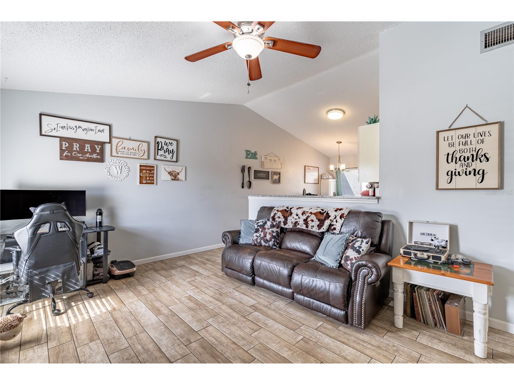 12381 Antonio Circle Orlando FL 32826 G5107260 image3