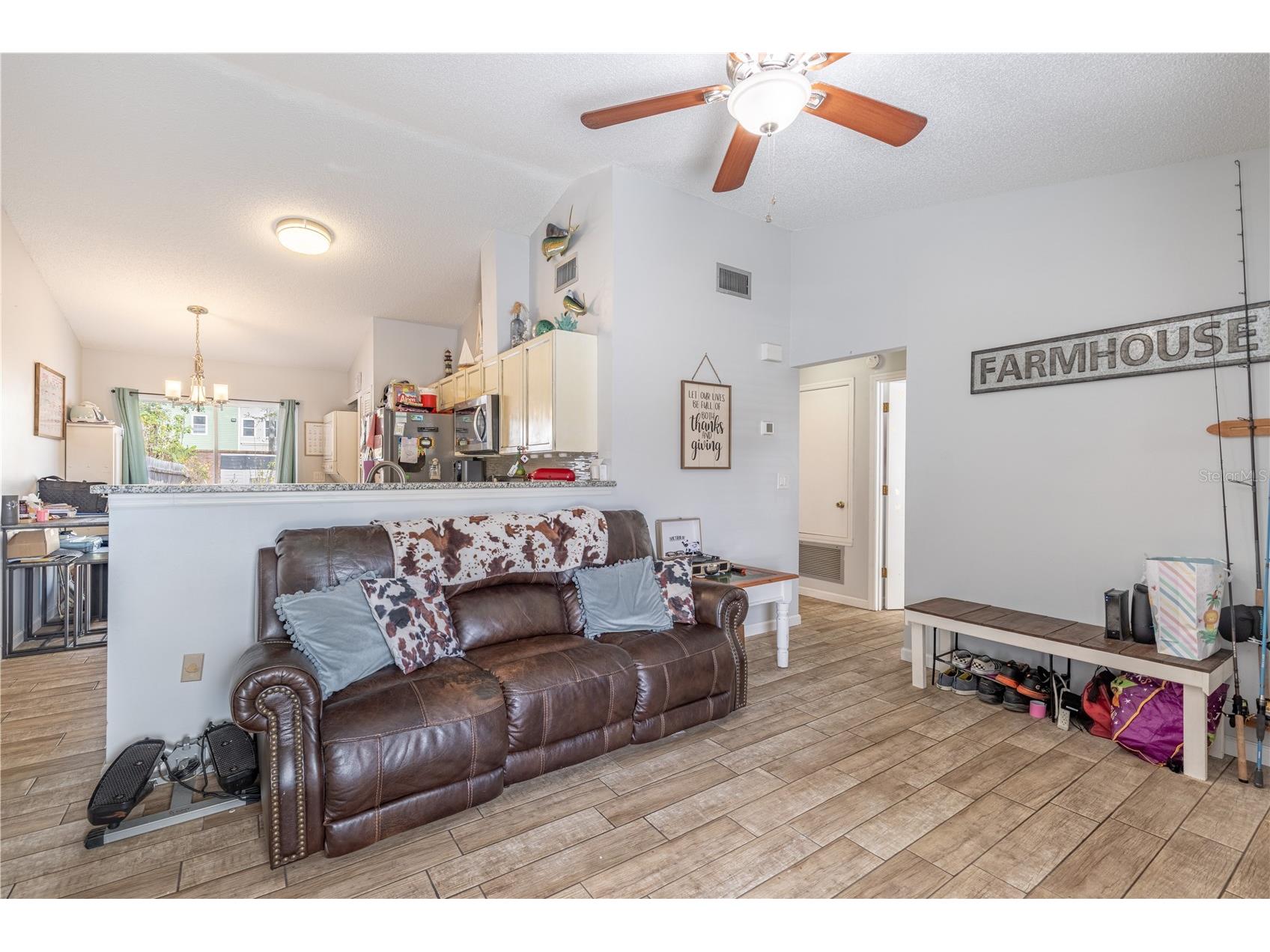 12381 Antonio Circle Orlando FL 32826 G5107260 image5