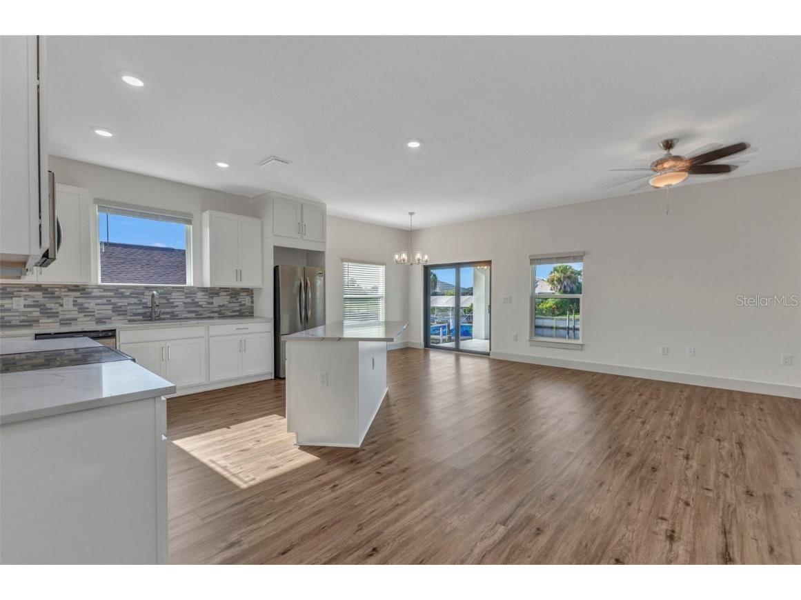 12387 Minot Avenue Port Charlotte FL 33981 - MINOT WATERWAY C7507709 image12