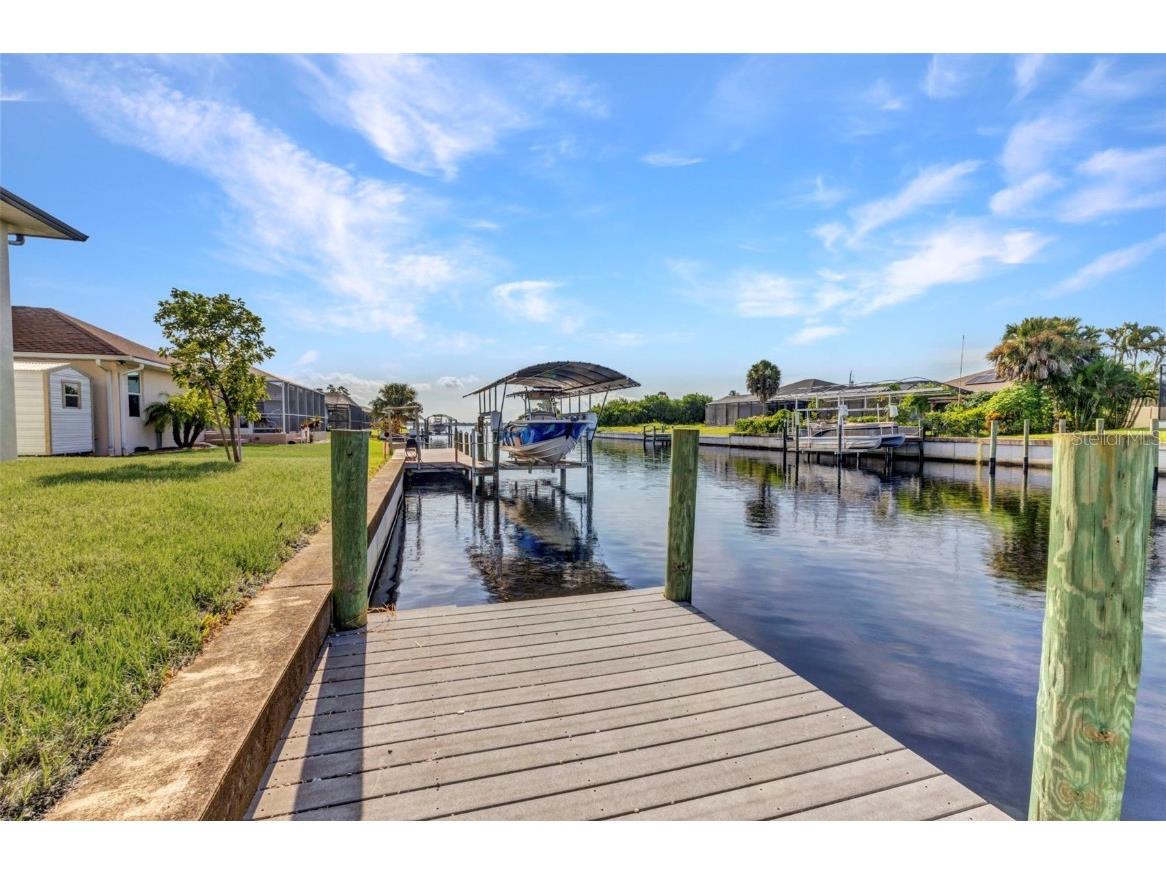 12387 Minot Avenue Port Charlotte FL 33981 - MINOT WATERWAY C7507709 image3