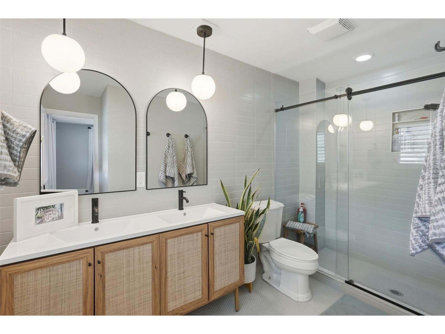 1239 43rd Avenue N Saint Petersburg FL 33703 TB8490350 image15