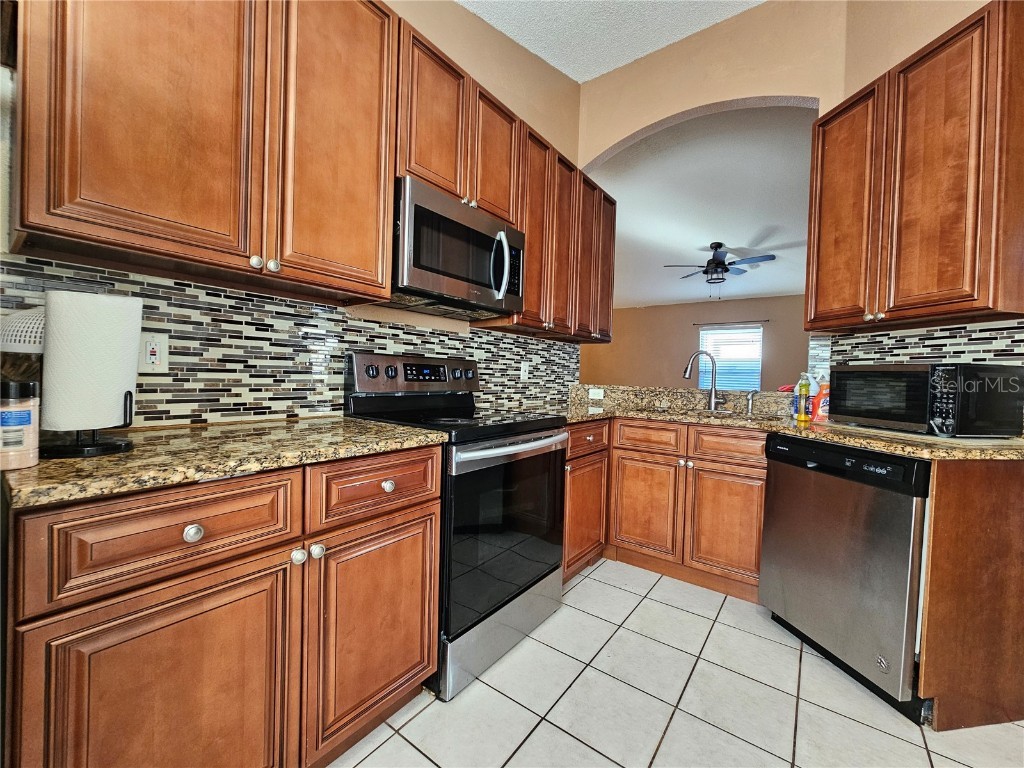 1239 Carey Glen Circle Orlando FL 32824 S5138526 image7