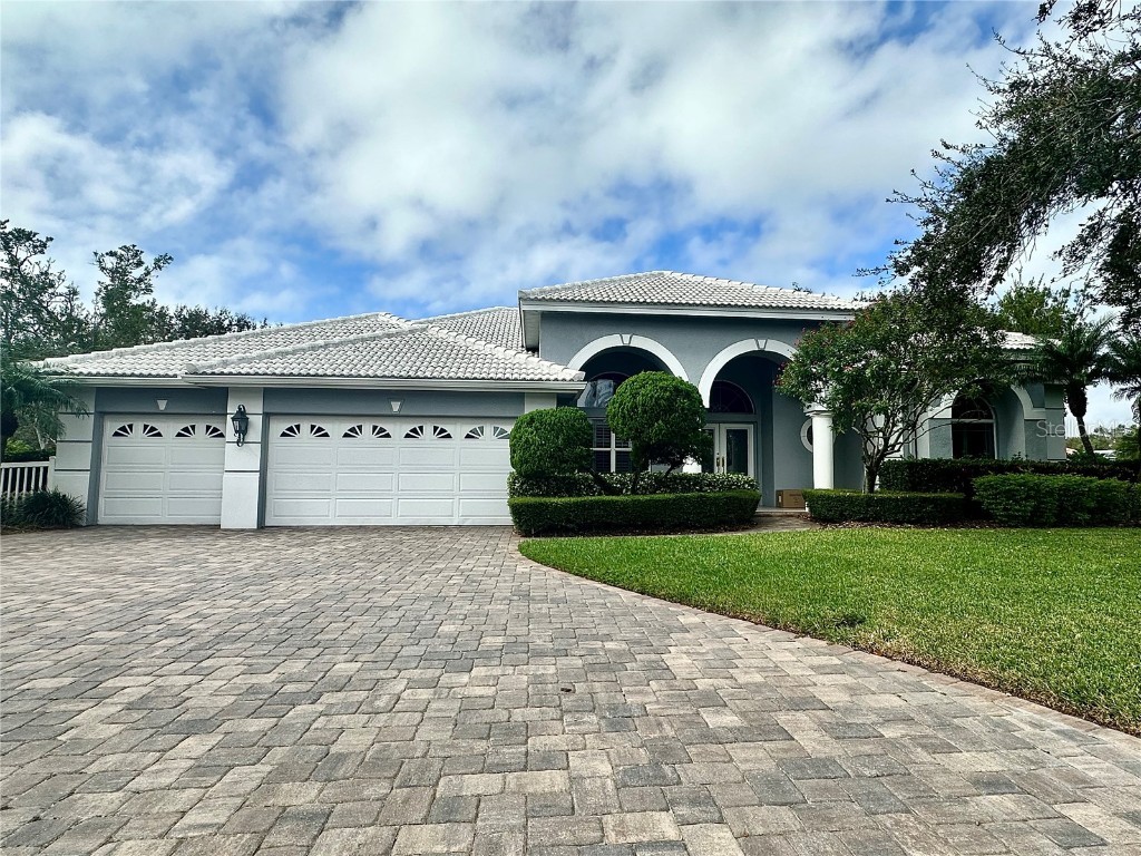 1239 Darlington Oak Circle NE Saint Petersburg FL 33703 J982479 image1