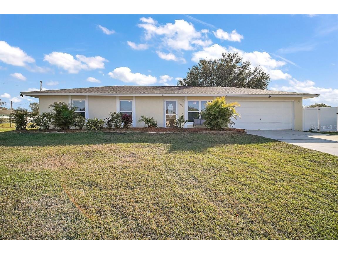 1239 Padgett Circle Lady Lake FL 32159 G5091130 image1