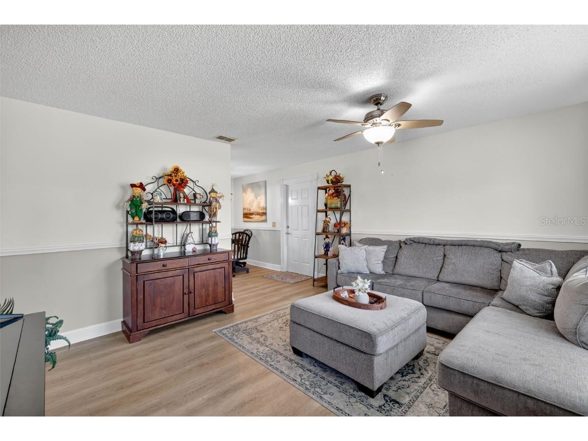 1239 Padgett Circle Lady Lake FL 32159 G5104155 image6