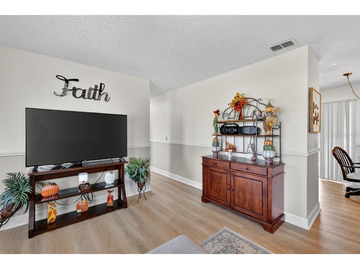 1239 Padgett Circle Lady Lake FL 32159 G5104155 image7